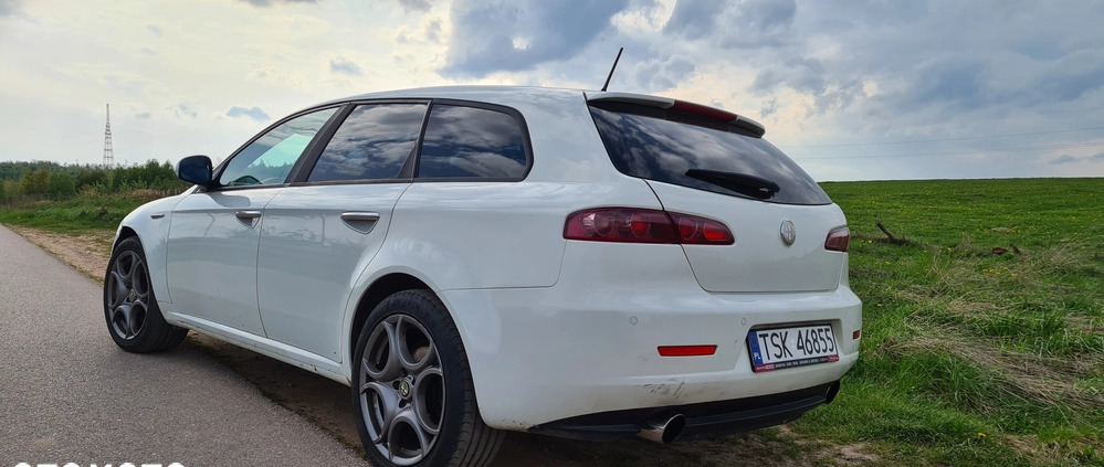Alfa Romeo 159 cena 13000 przebieg: 227556, rok produkcji 2008 z Jedlicze małe 277